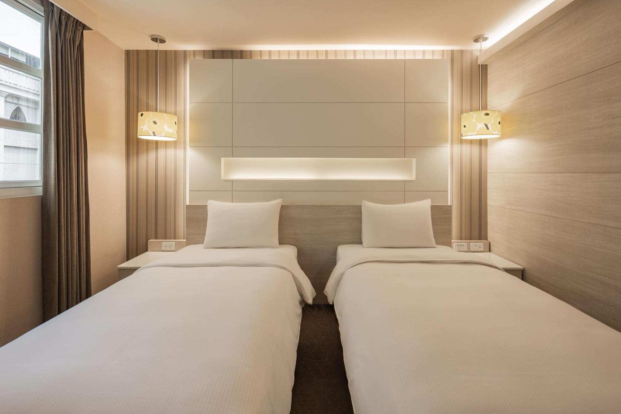 Kindness Hotel - Zhongshan Bade Branch Kaohsiung Room photo